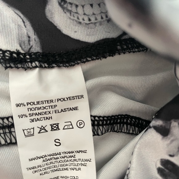 Skull Leggins - Size Small - Picture 6 of 6